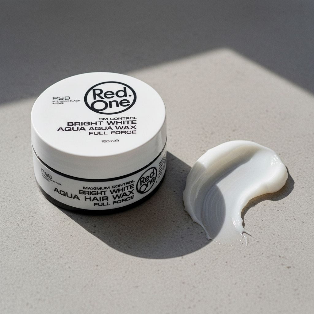 Red One Bright White Wax 150 ml - texture