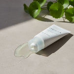 SKIN1004 Madagascar Centella Hyalu-Cica Water-Fit Sun Serum SPF50+ PA++ – Sérum Solaire Hydratant 15 ml - texture