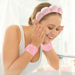 2.99 ACCESOIRES SKIN CARE TWIST EPONGE BANDEAU+2 POIGNETS — Nettoyage efficace et confort - lifestyle