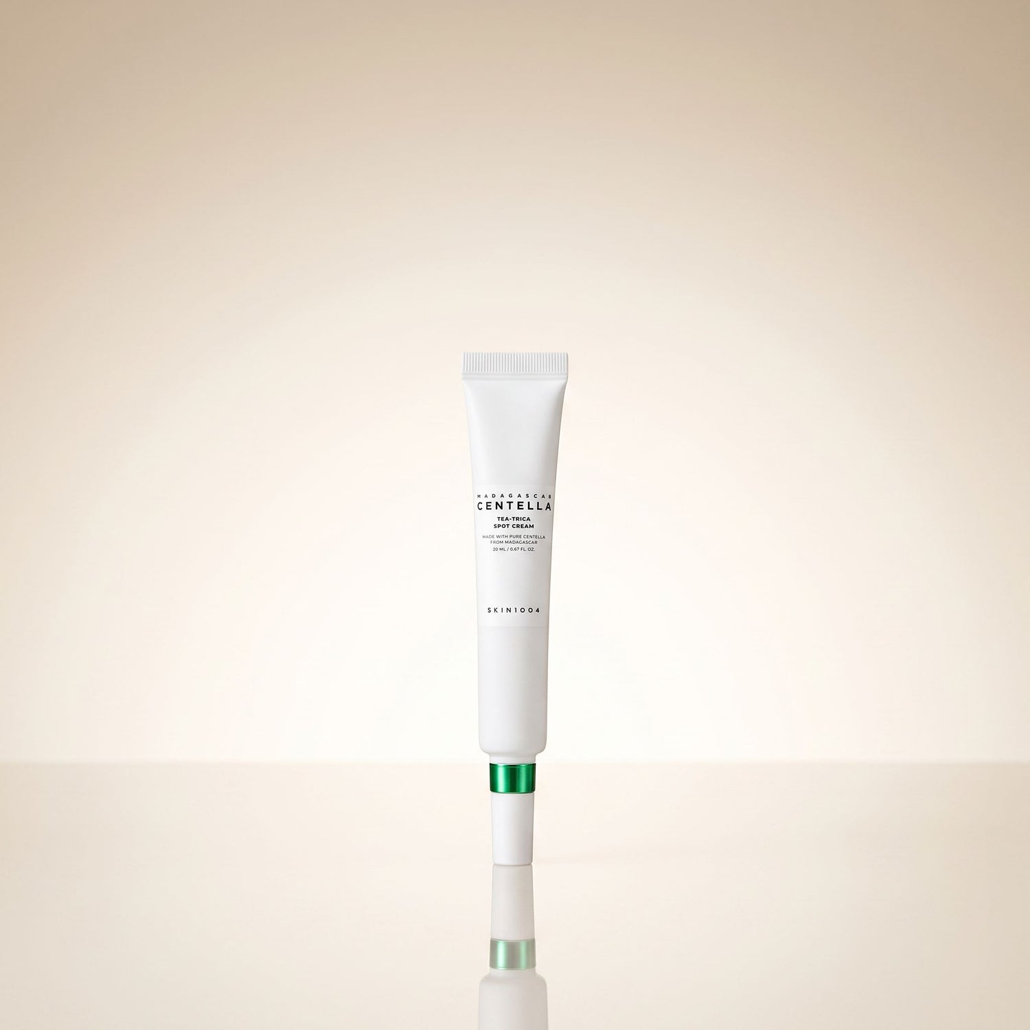 [Skin1004] Madagascar Centella Tea-Trica Spot Cream 20ml — Concentré anti-taches ciblé - hero