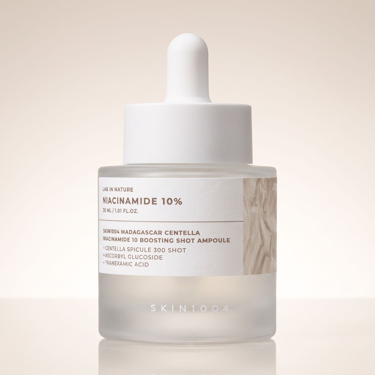 [Skin1004] Madagascar Centella Niacinamide 10 Boosting Shot Ampoule 9ml — Éclat et fermeté intensifiés - hero