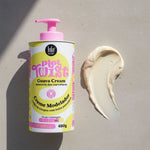 Lola Cosmetics – Plot Twist Guava Cream Crème Définition & Hydratation 480g - texture