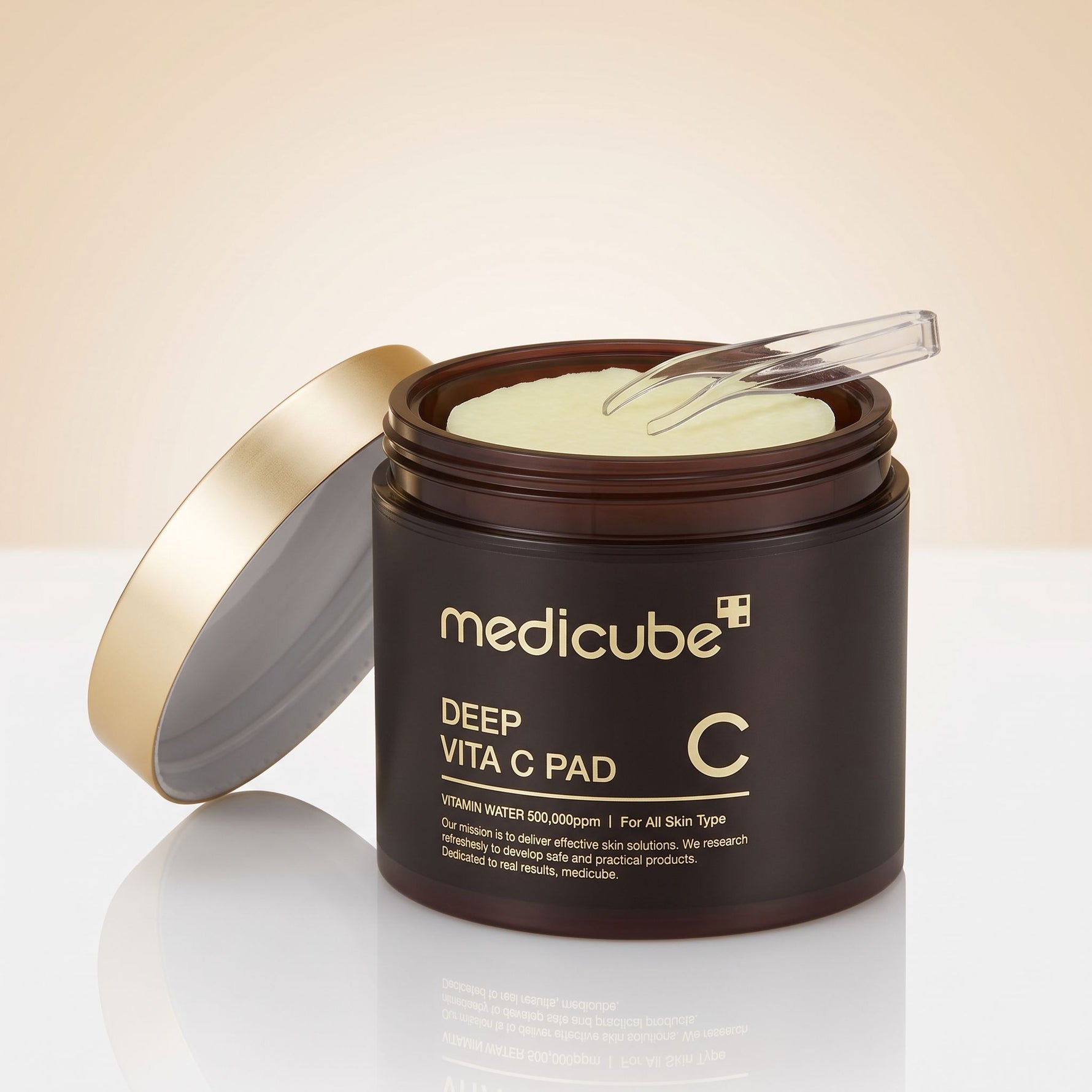 Medicube DEEP VITA C PAD (70pcs) 150G — Éclat et radiance pour la peau - hero