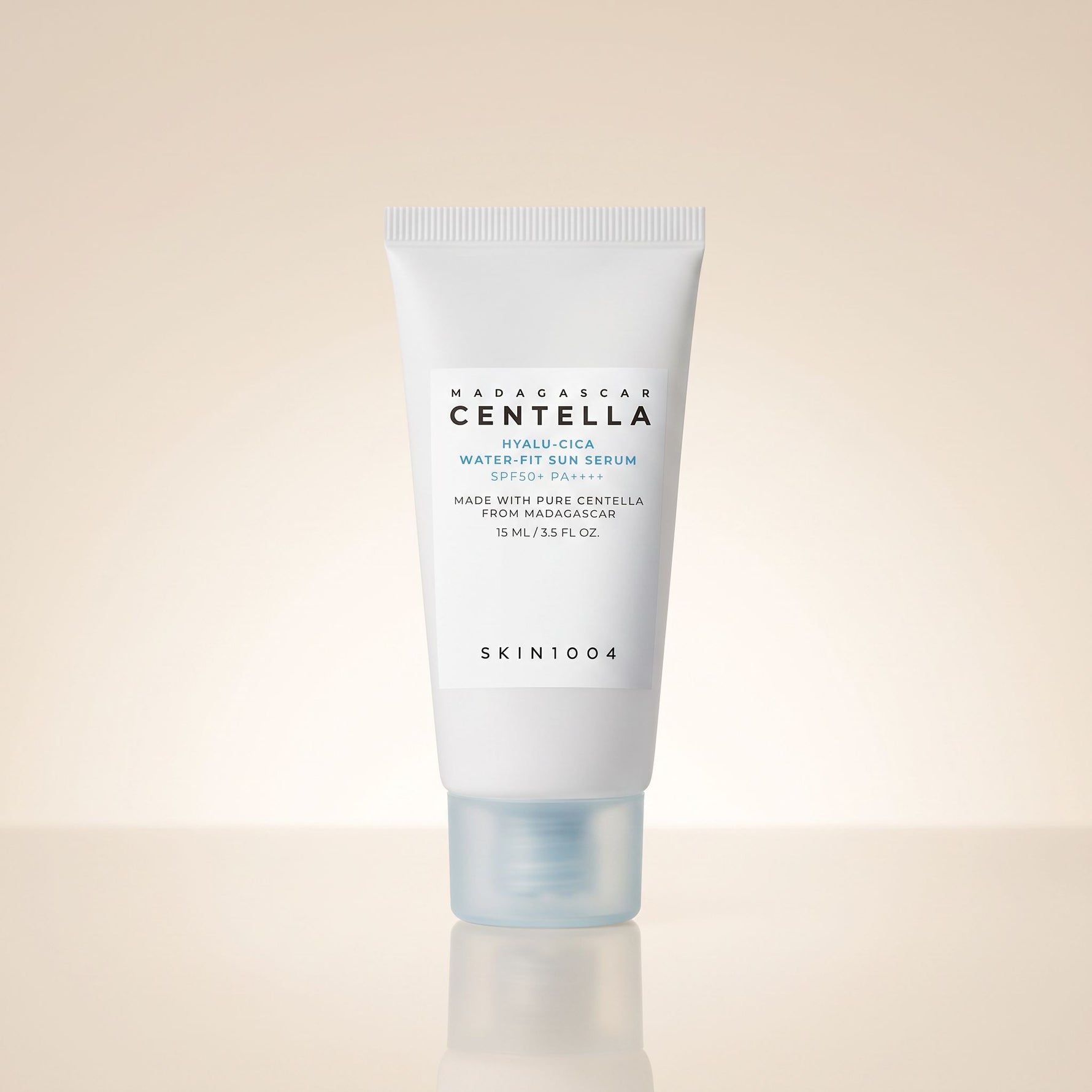 SKIN1004 Madagascar Centella Hyalu-Cica Water-Fit Sun Serum SPF50+ PA++ – Sérum Solaire Hydratant 15 ml - hero